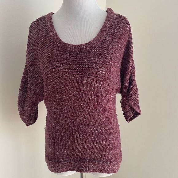 Maroon/white scoop front & back collar 3/4 sleeve by American rag size small - Picture 1 of 7